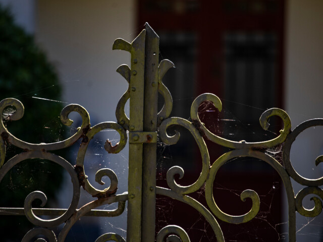 Casa García detalle verja entrada