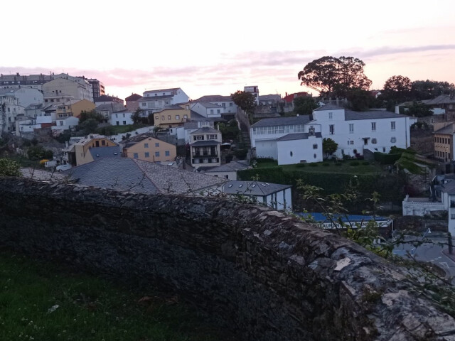 11.- De la huerta al mar, villa comercial. Ribadeo